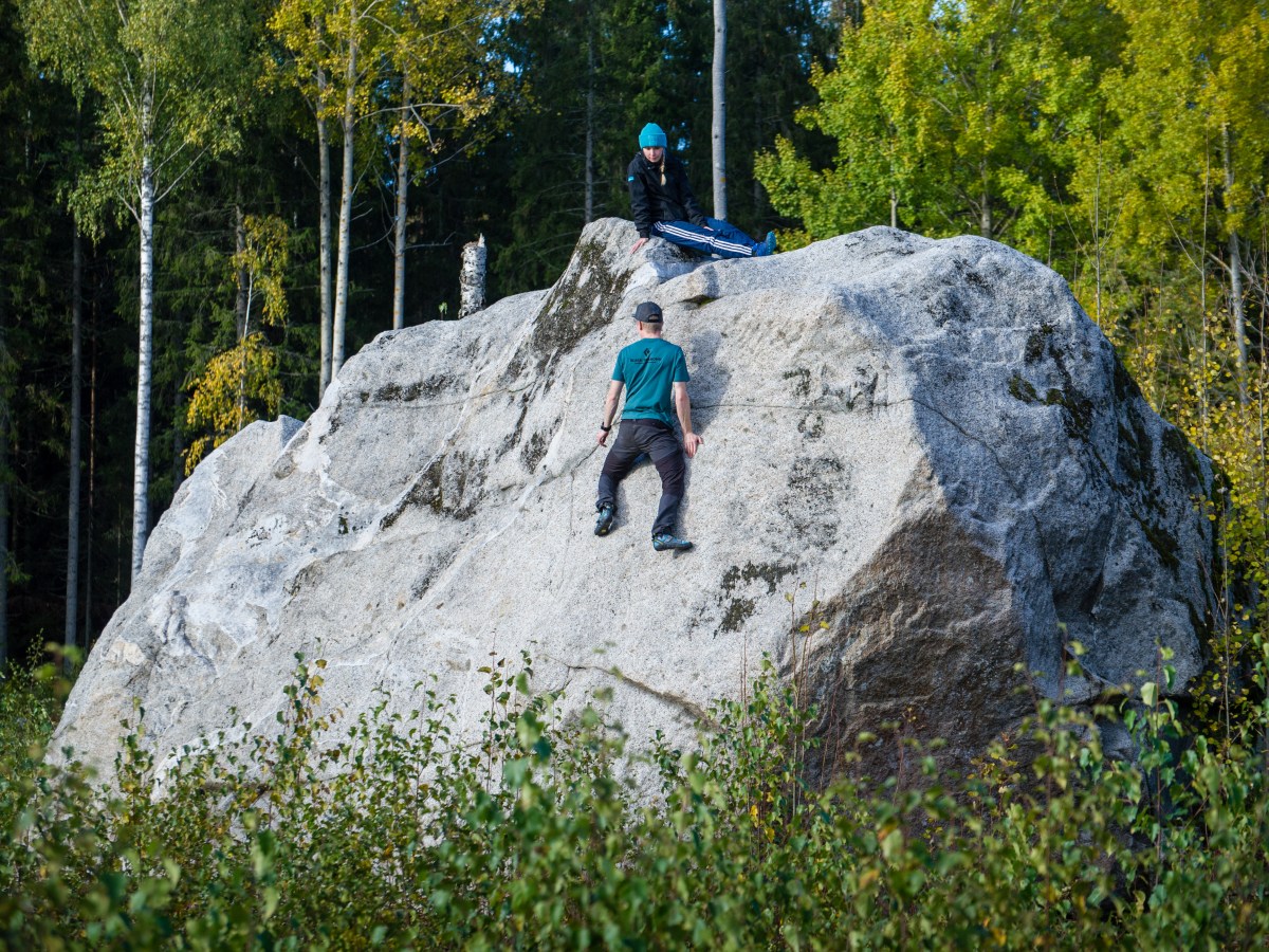 Viikko kiveltä toiselle
